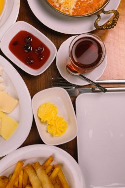 zengin ve leziz Türk Kahvaltı