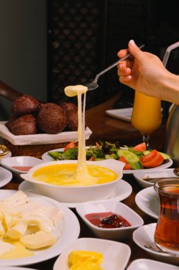 zengin ve leziz Türk Kahvaltı