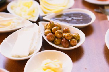 zengin ve leziz Türk Kahvaltı