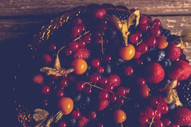 Masada lezzetli bir pasta var.