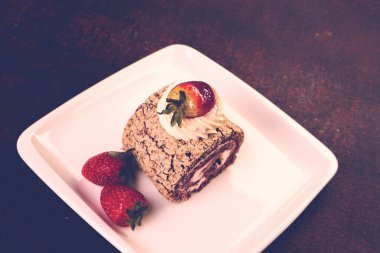 Masada lezzetli bir pasta var.