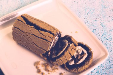 Masada lezzetli bir pasta var.