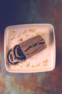 Masada lezzetli bir pasta var.