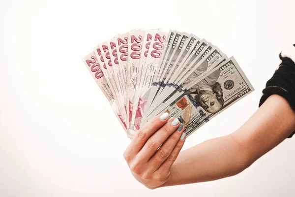 Türk Lirası ve Amerikan Doları