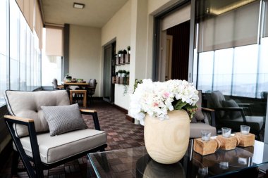 Modern balkon terasının içi