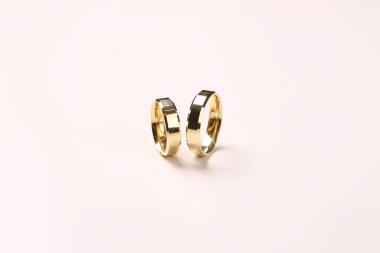 Elmas Mücevherler ve Moda Mücevherleri