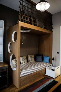 Modern çocuk odasının içi.