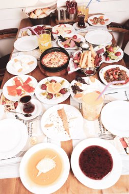 zengin ve leziz Türk Kahvaltı