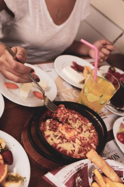 zengin ve leziz Türk Kahvaltı