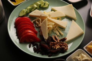 zengin ve leziz Türk Kahvaltı