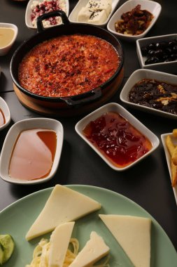 zengin ve leziz Türk Kahvaltı