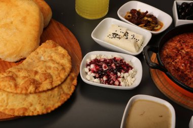 zengin ve leziz Türk Kahvaltı