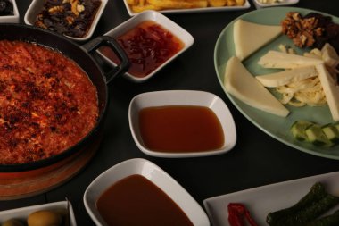 zengin ve leziz Türk Kahvaltı