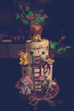 Masada lezzetli bir pasta var.