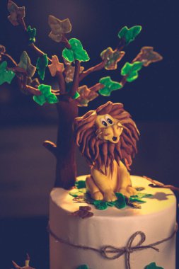 Masada lezzetli bir pasta var.