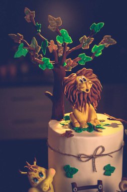 Masada lezzetli bir pasta var.