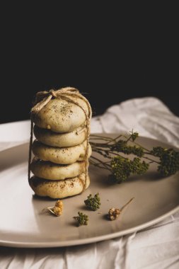 Koyu çikolata parçaları ile tanımlama