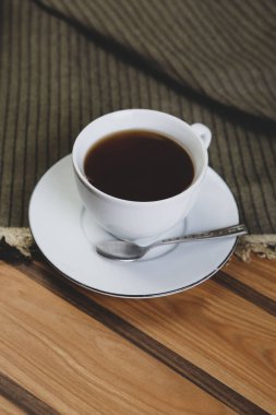 Masada bir fincan çay.