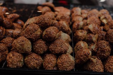 Masada lezzetli bir pasta var.