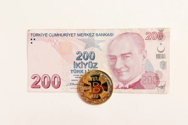 Türkische Lira Banknoten Und Bitcoin Münzen — Stockfoto