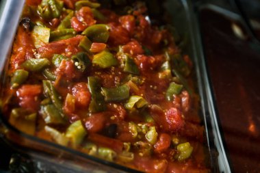 Geleneksel Türk ve Yunan yemek meze masası