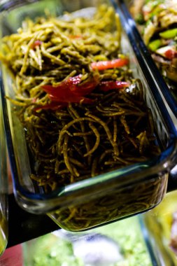 Geleneksel Türk ve Yunan yemek meze masası