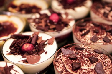 Masada lezzetli bir pasta var.