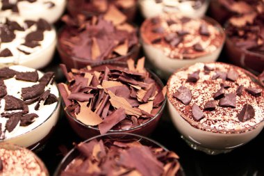 Masada lezzetli bir pasta var.