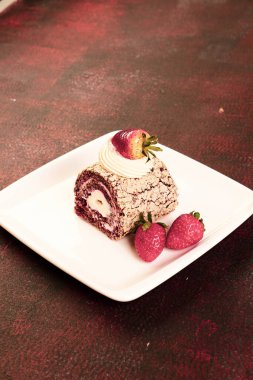 Masada lezzetli bir pasta var.