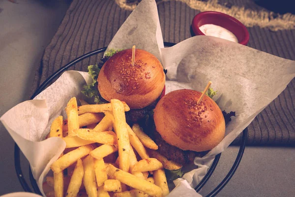 Hamburger Fatto Casa Con Verdure Fresche — Foto Stock