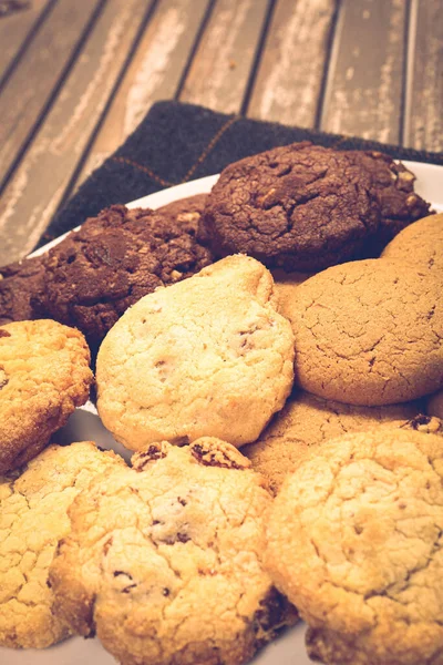 Koyu çikolata parçaları ile tanımlama