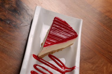 Masada lezzetli bir pasta var.