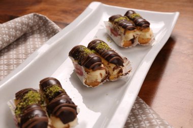 Masada lezzetli bir pasta var.