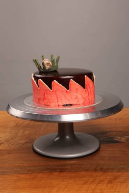 Masada lezzetli bir pasta var.