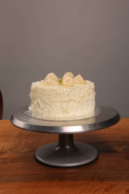 Masada lezzetli bir pasta var.