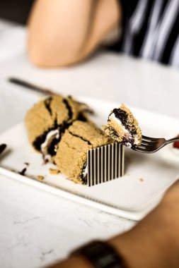 Masada lezzetli bir pasta var.