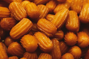 Geleneksel hindistancevizli tatlı baklavası. Ev yapımı fındıklı ve ballı baklava..