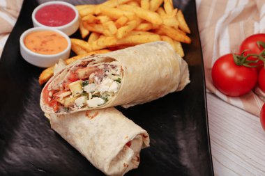 Lezzetli et eti, Türk kebap, sandviç dürümü.