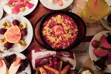 zengin ve leziz Türk Kahvaltı