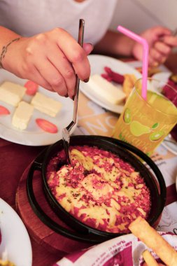 zengin ve leziz Türk Kahvaltı