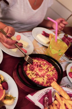 zengin ve leziz Türk Kahvaltı