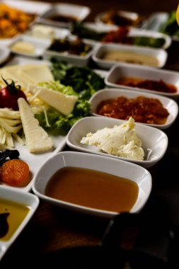 zengin ve leziz Türk Kahvaltı