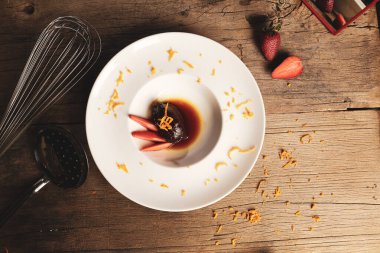 Yerel şeflerin pişirdiği ilginç yemekler.