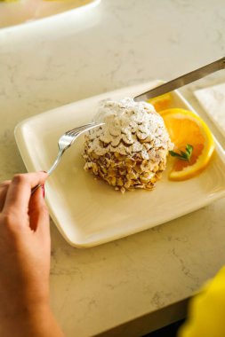 Masada lezzetli bir pasta var.