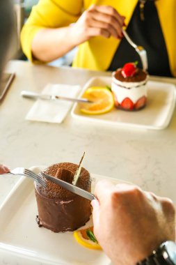 Masada lezzetli bir pasta var.