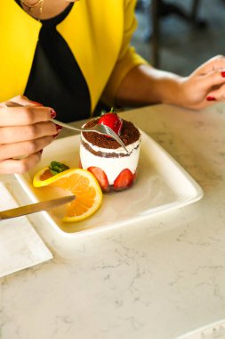 Masada lezzetli bir pasta var.