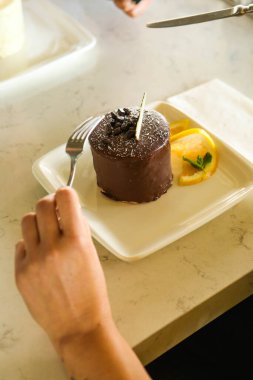 Masada lezzetli bir pasta var.