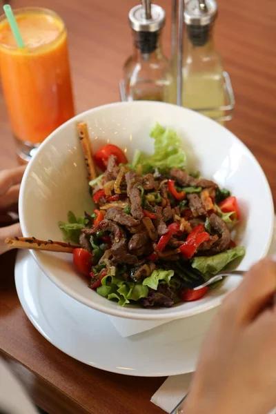 Fresh Salad Plate Mixed Greens — Stock Photo, Image