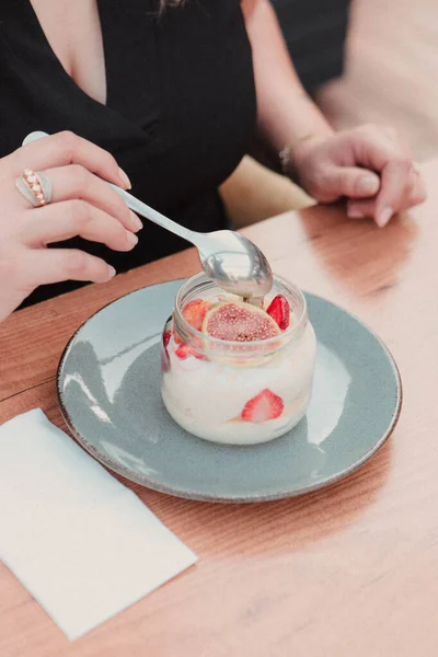 Sehr Leckeres Dessert Glas Süß Und Kuchen Glas — Stockfoto
