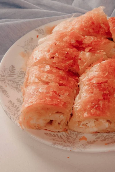 Deliciosa Pastelaria Com Recheio Queijo Feta — Fotografia de Stock